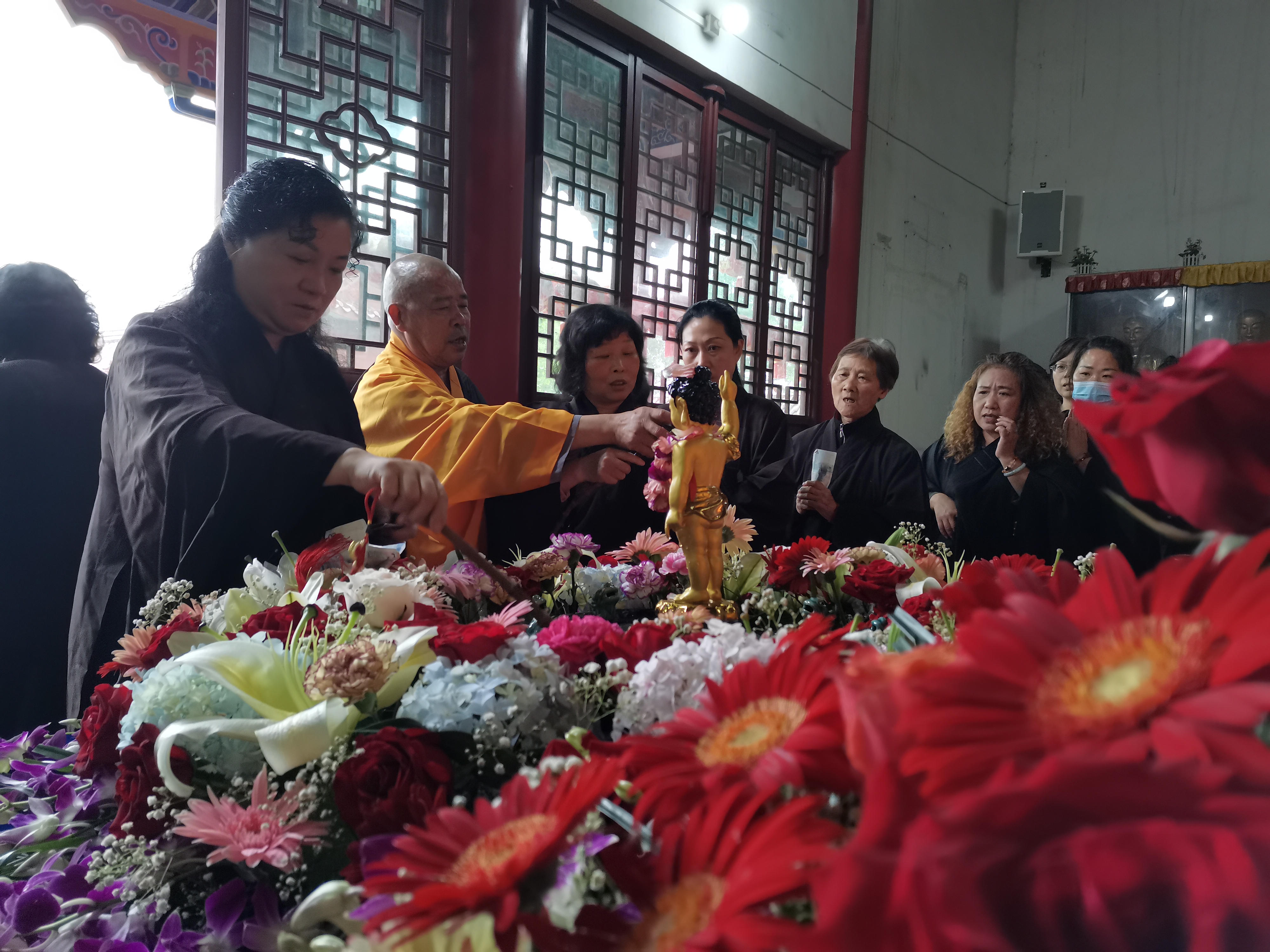 豪门国际释迦牟尼佛圣诞法会圆满